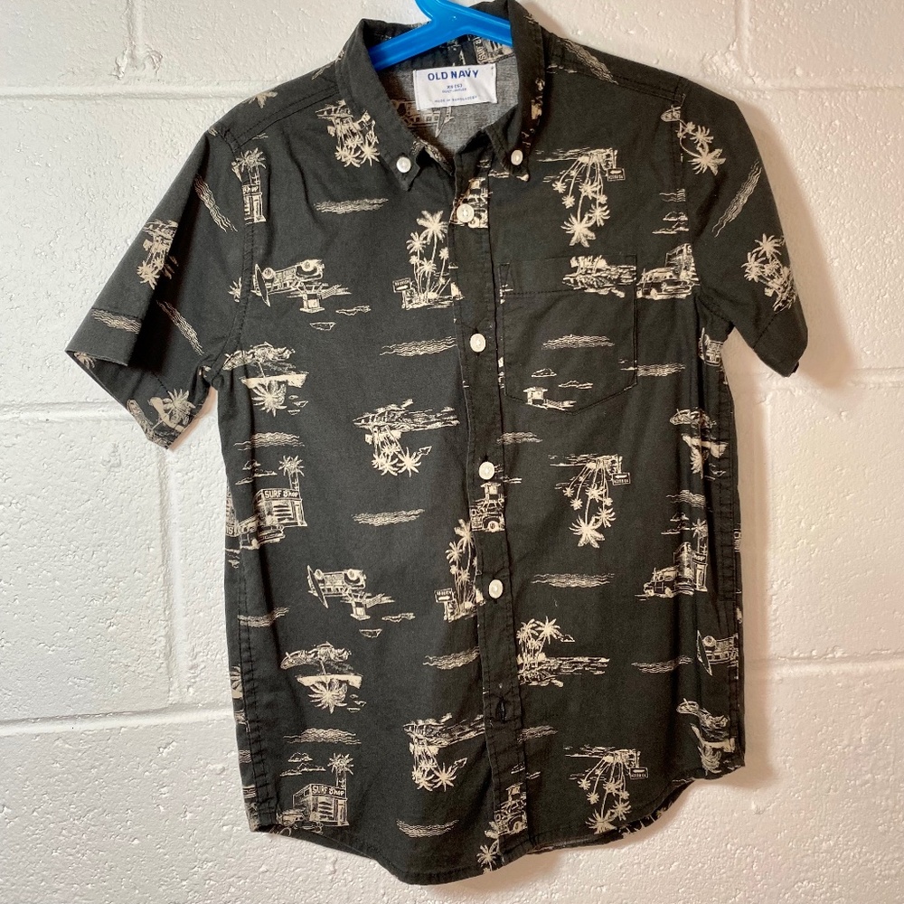 Old Navy Black & Cream Short Sleeved Tropical Vacation Print Button Down Shirt